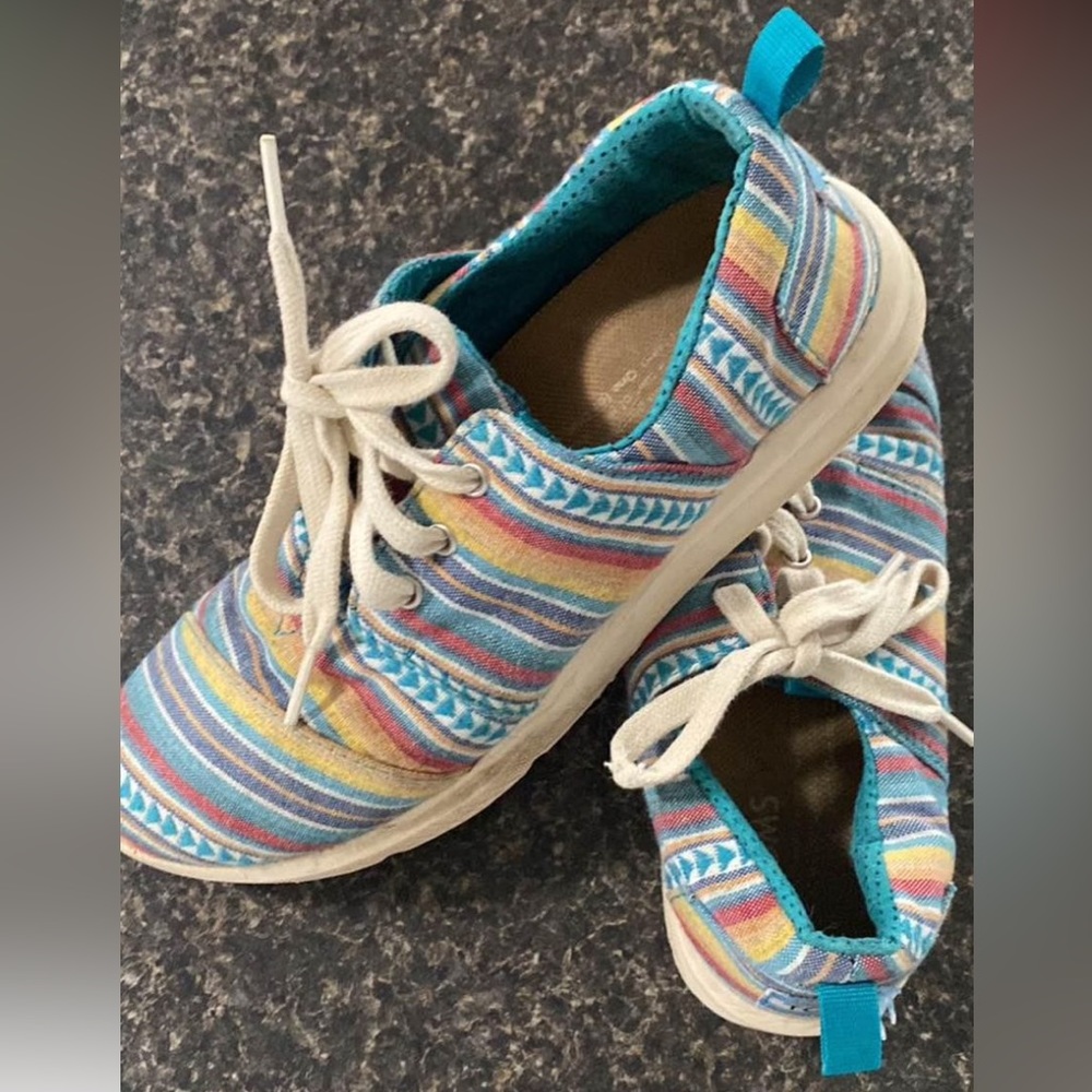 Tom’s Women’s Shoes